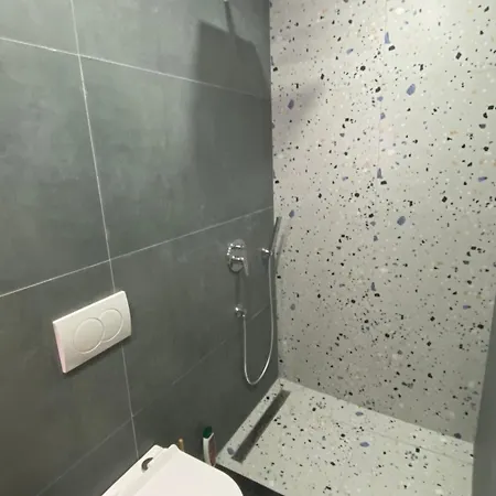 Luli Strumi * 베라트