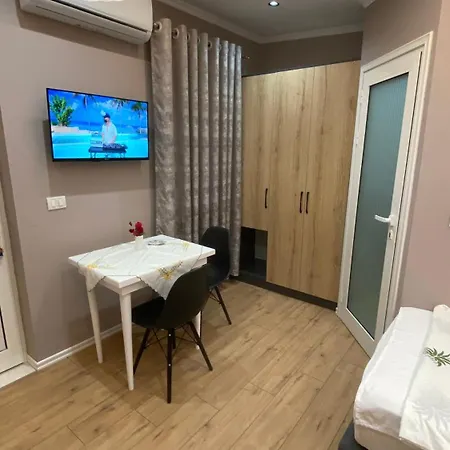 Pensionat Luli Strumi *